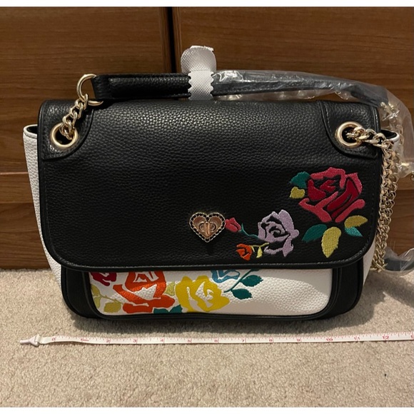 🌸✨NWT Betsey Johnson Bloomin’ Great Shoulder Bag BJ33175N - Picture 2 of 13